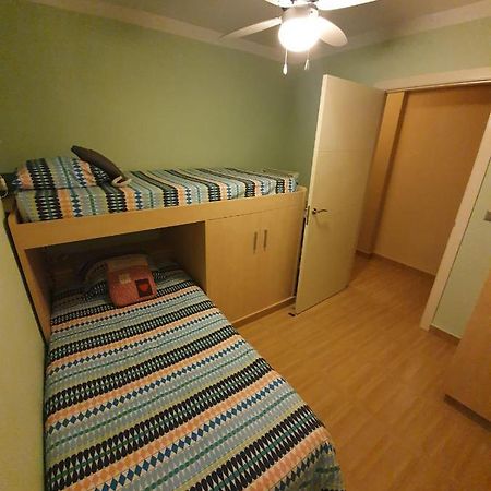 Room In Benidorm Downtown En Piso Compartido 알리칸테 외부 사진