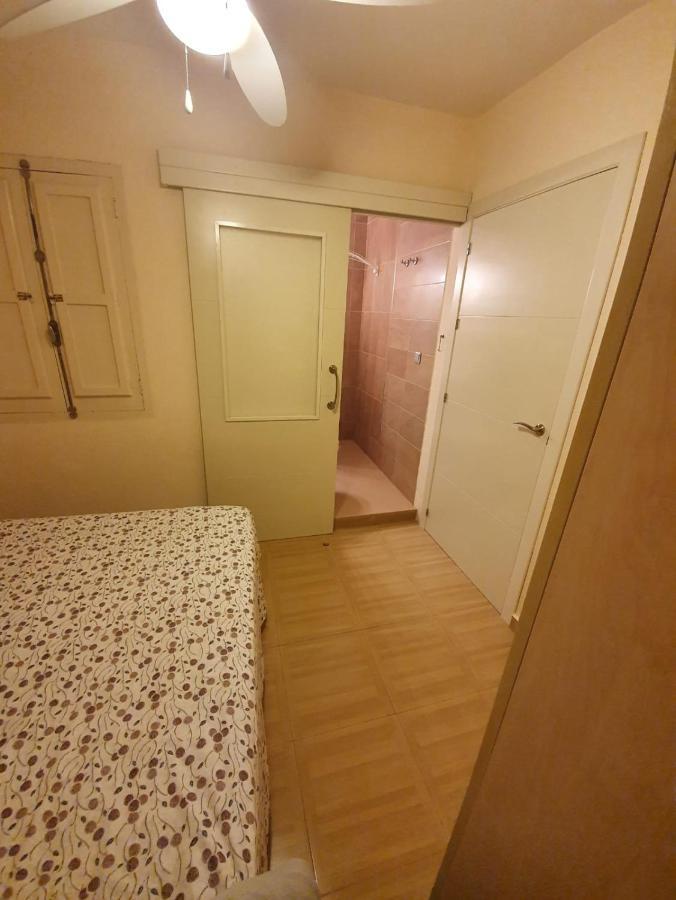 Room In Benidorm Downtown En Piso Compartido 알리칸테 외부 사진