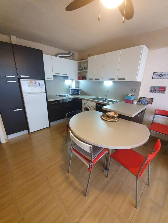 Room In Benidorm Downtown En Piso Compartido 알리칸테 외부 사진